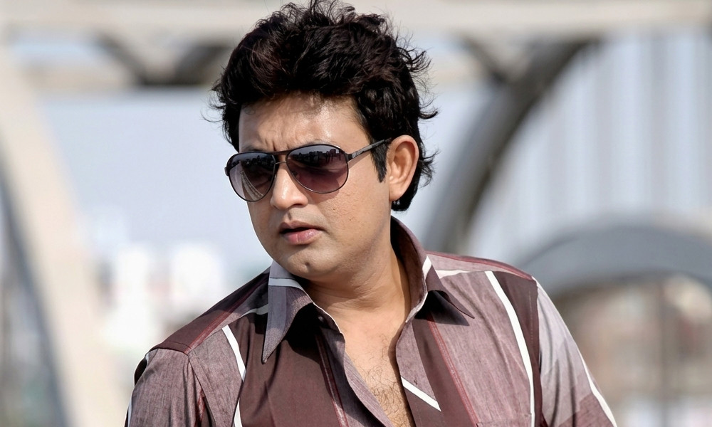 ৮ বছর পর অভিনয়ে ফিরছেন আমিন খান